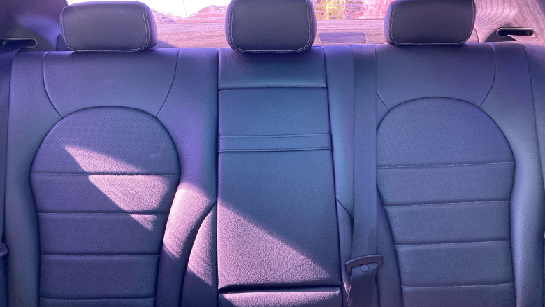 Mercedes-Benz C-Class C250d AMG Line Premium Plus 4dr Auto Diesel Saloon